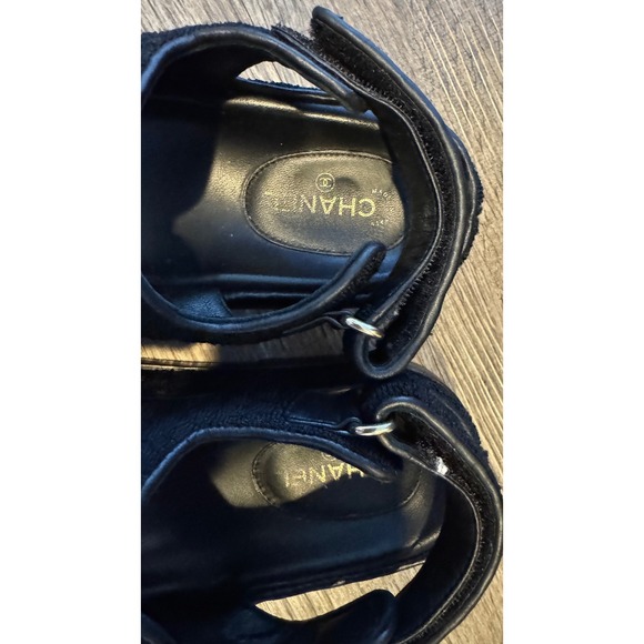 100% Authentic Limited Edition Chanel Sandals CC Logo  Navy Light Blue Size 36.5 - Picture 4 of 7